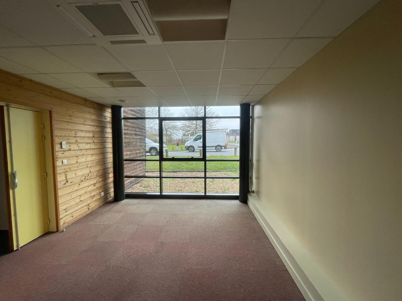 Bureau Saint-Jean-de-Braye 343m² Location bureau Saint-Jean-de-Braye Loiret OLBUR2113226 2